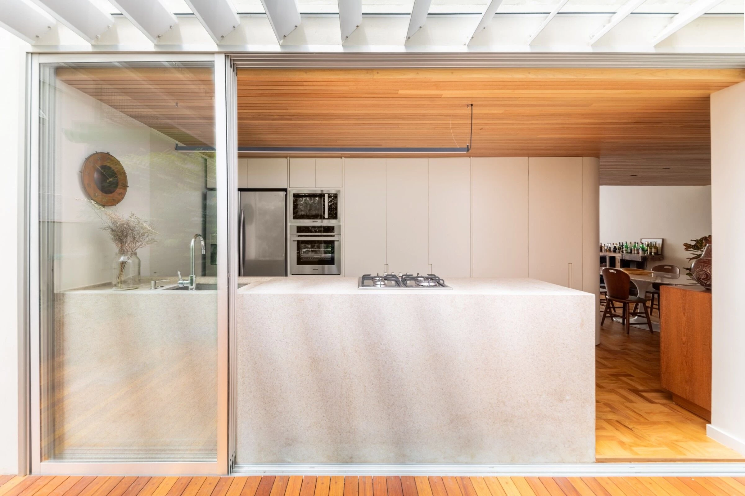 https://archello.com/story/141986/attachments/photos-videos/21 photo_credit Guilherme Pucci